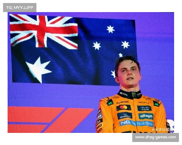 皮亚斯特里上海正赛精彩超车勒克莱尔 获得个人职业生涯第二座冠军奖杯 皮亚斯特里上海正赛精彩超车勒克莱尔 获得个人职业生涯第二座冠军奖杯